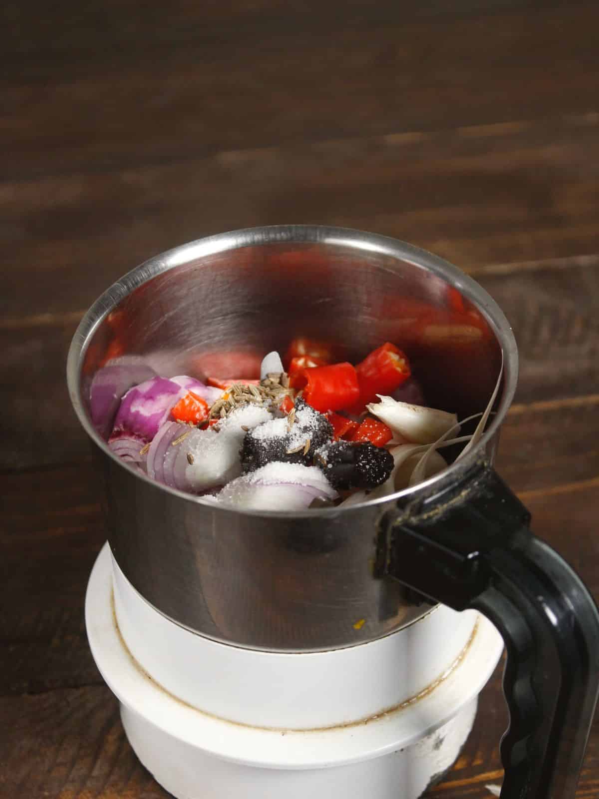 garlic chutney ingredients in a blender 