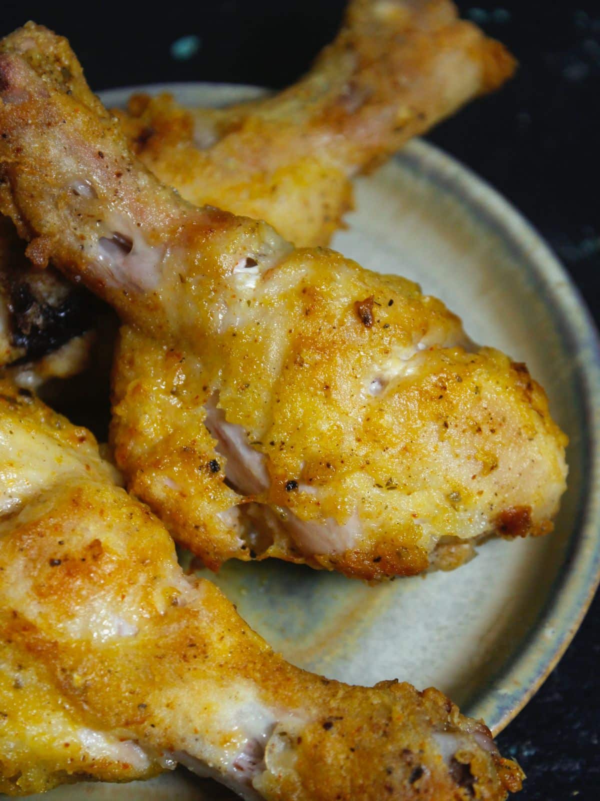 super zoom in image of Air Fried Crispy Chicken Drumsticks