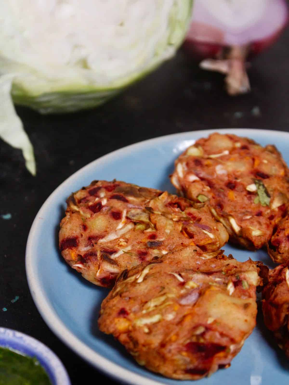 side view of air fried vegetable cutlets