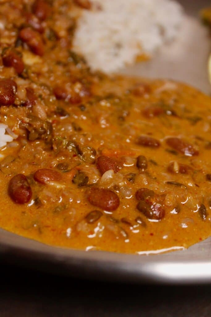 zoom in image of Dhaba style dal makhani