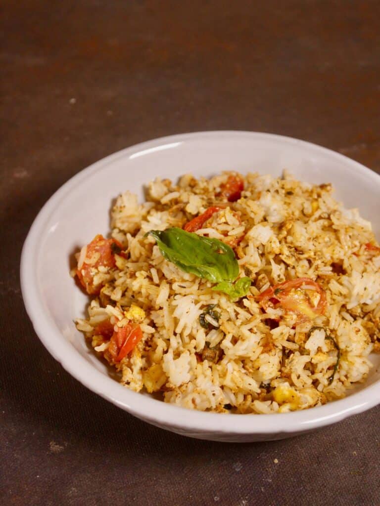 spicy Thai spicy egg fried rice