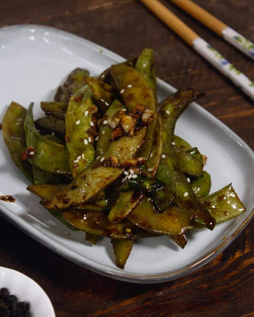 tasty broad beans in oyster sauce ready to enjoy with rice or rotis