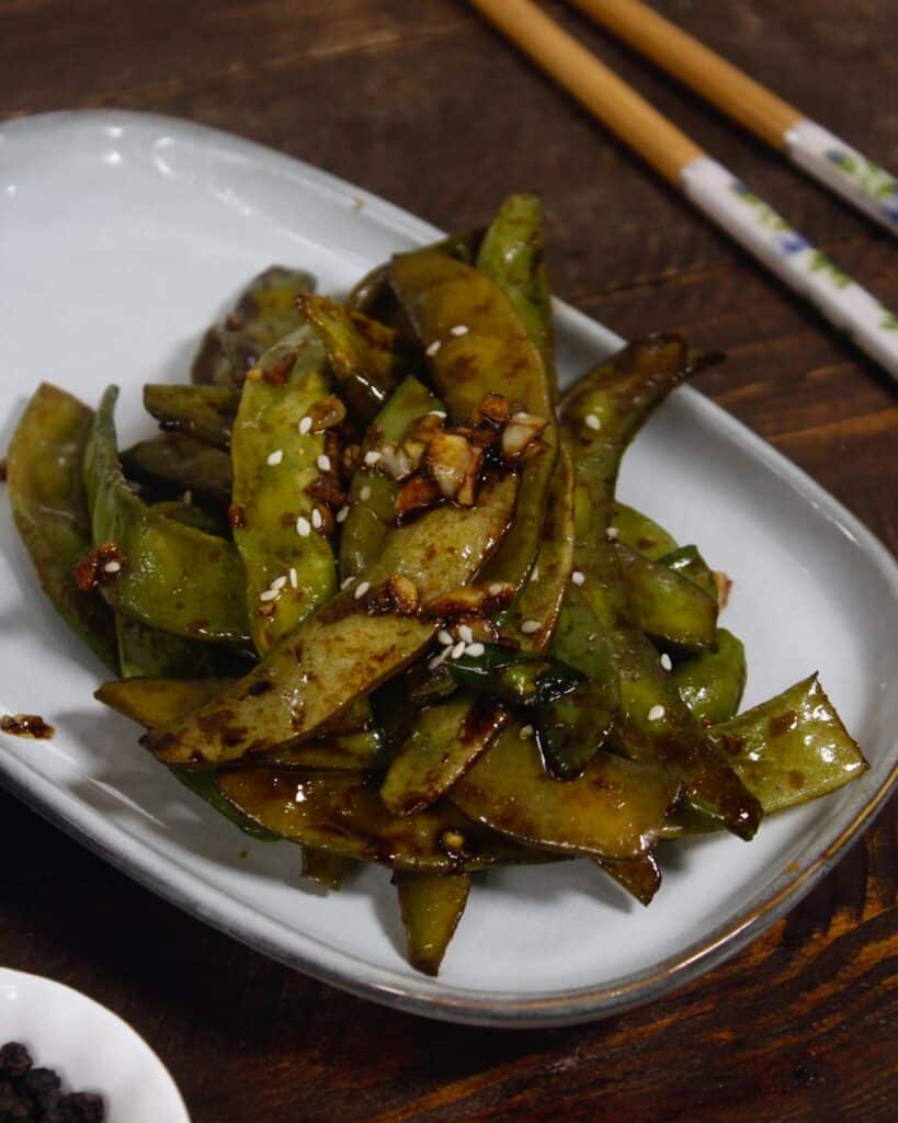 super delicious broad beans in oyster sauce
