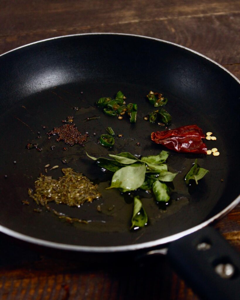 seeds and leaf with oil for tempering 