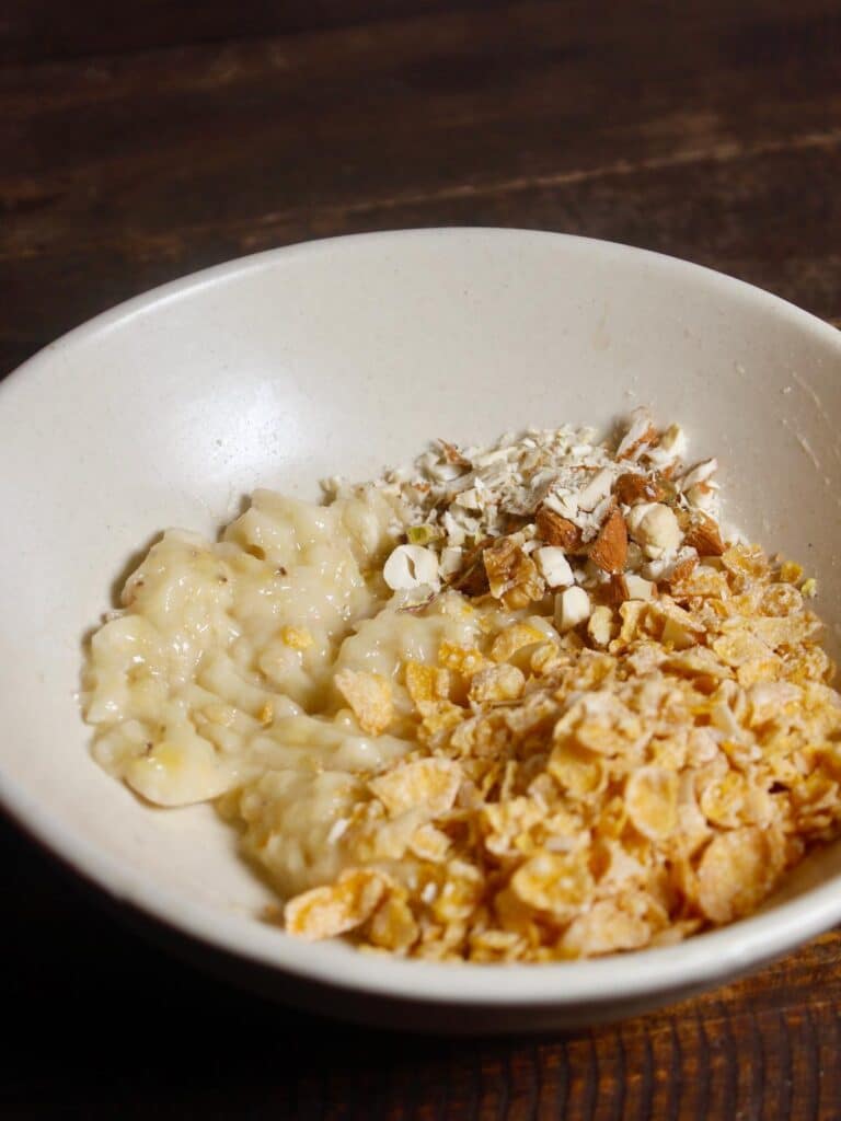 take all the ingredients in a bowl