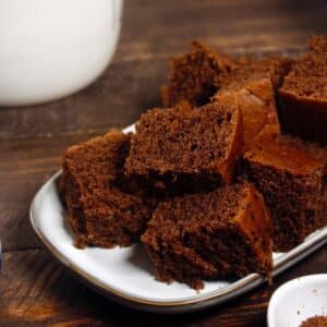 Featured Img of Chocolate Cake with Condensed Milk