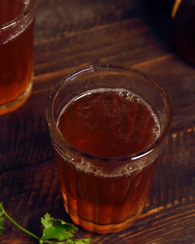 zoom in image of lemon honey coriander tea