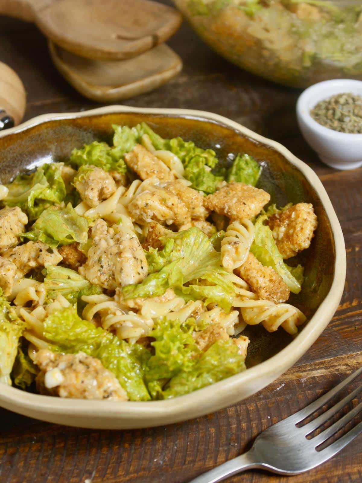 yummy Chicken Caesar Pasta Salad