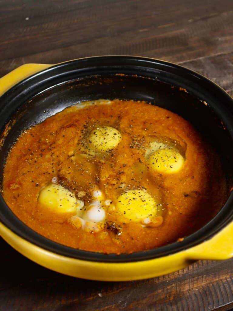add eggs to the curry and let it cook
