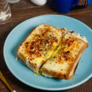 Featured Img of Air Fryer Ham and Cheese Toast