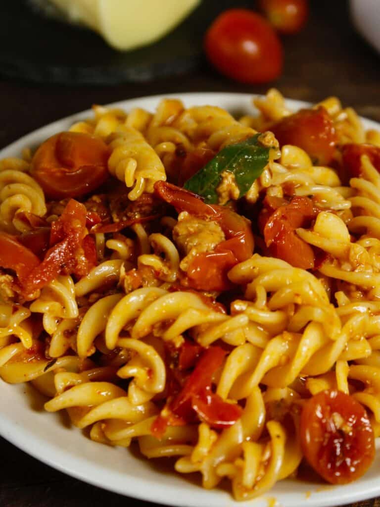 zoom image of roasted cherry tomato pasta