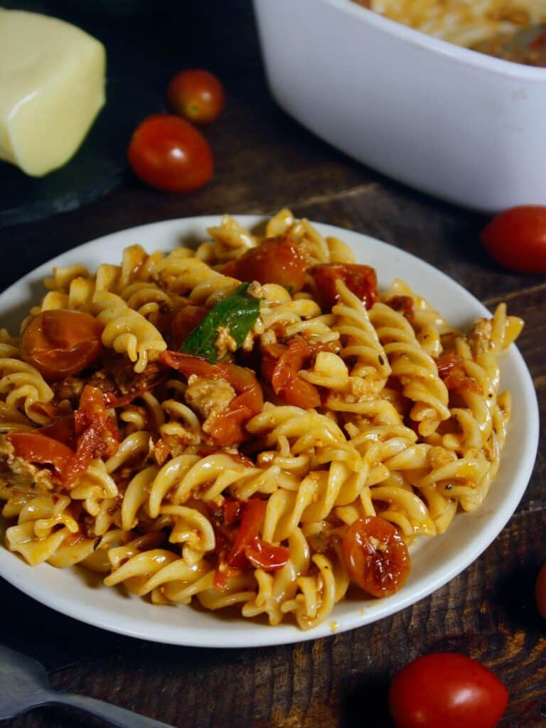 delicious roasted cherry tomato pasta