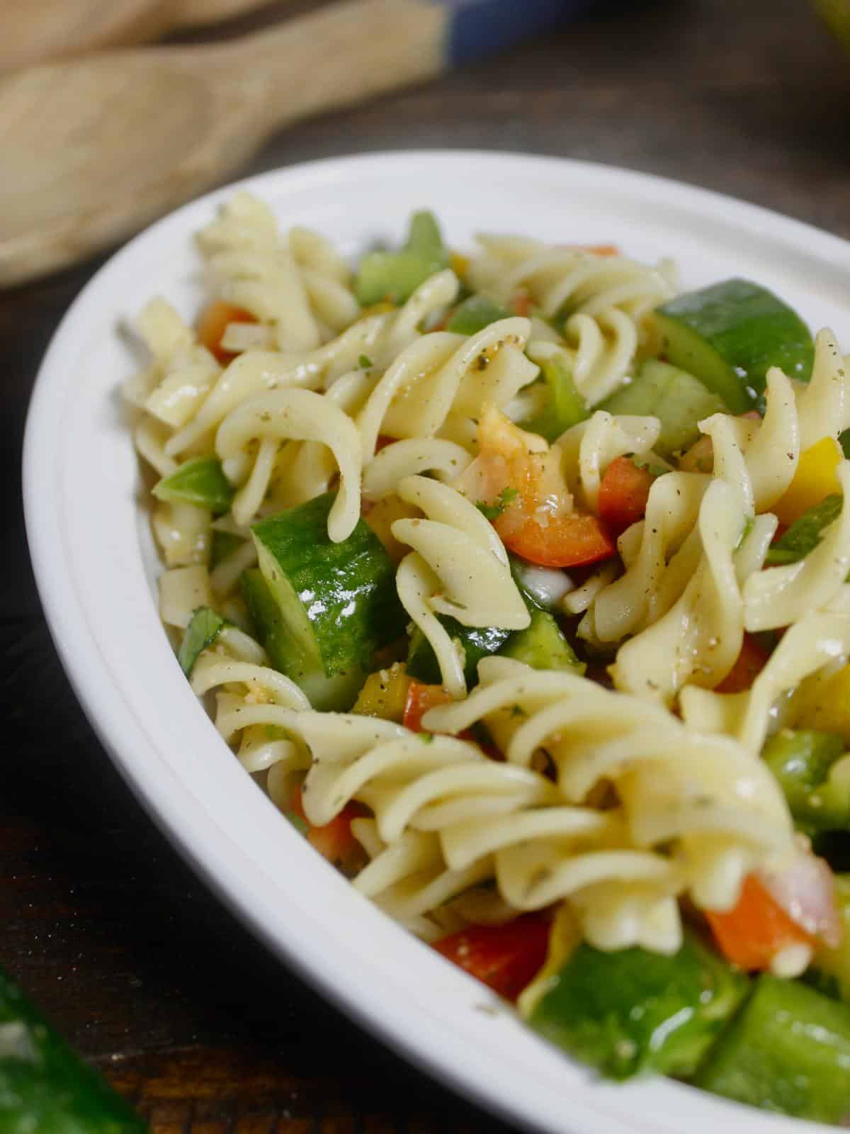 left side top view of vegetable pasta salad