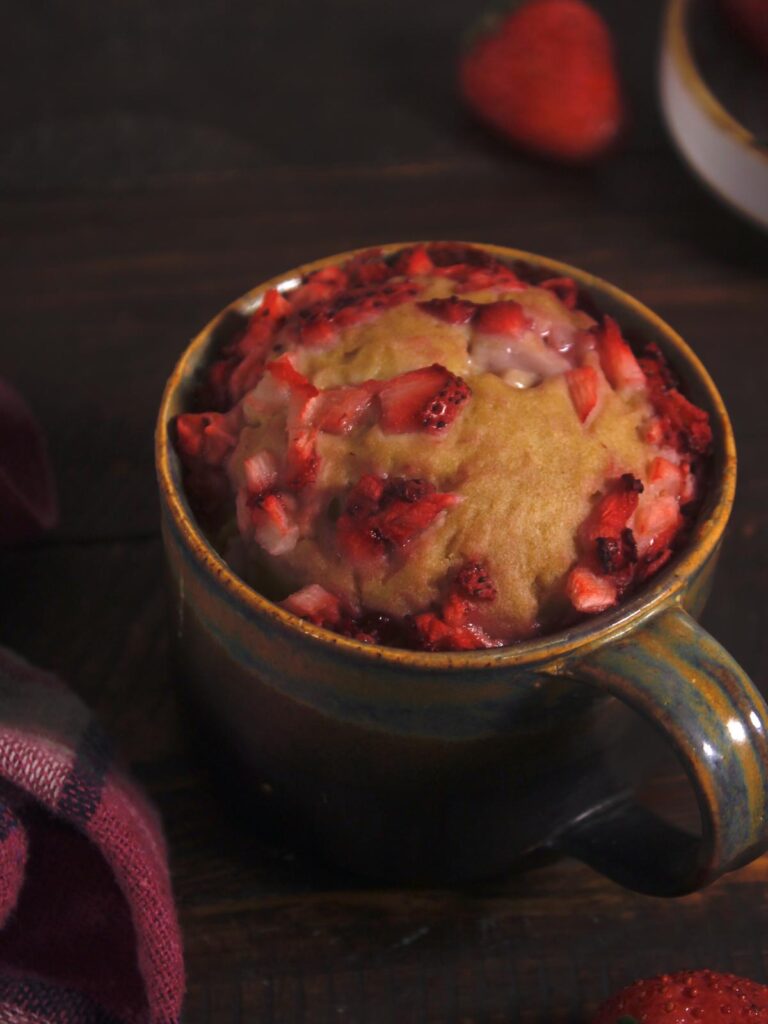 bake it and enjoy 2 minute strawberry cupcakes