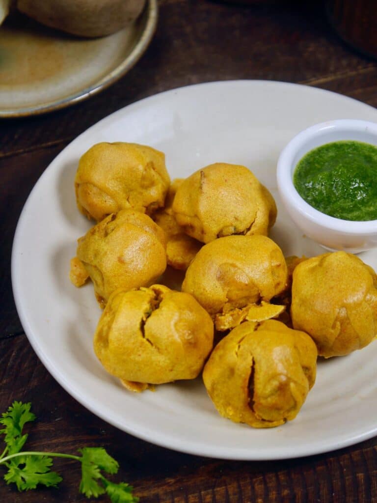 delicious aloo bonda