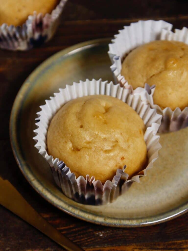 delicious milk and honey cupcakes