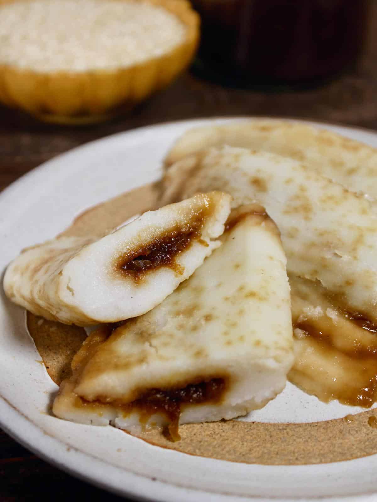 pieces of steamed apple dessert